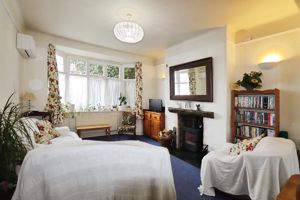 Photo 11- click for photo gallery